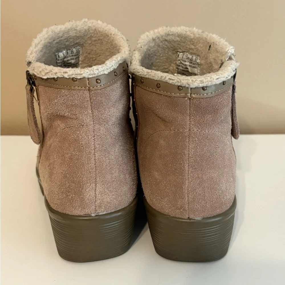 Sketchers, Warm Brown Winter‎ Boots, Never worn, Size 8